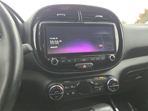 Certified 2023 Kia Soul GT-Line w/ GT-Line Technology Package image 17