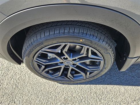 New 2026 Nissan Kicks SR image 20