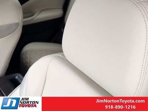 Used 2020 Nissan Murano Platinum w/ Cargo Package FWD image 16