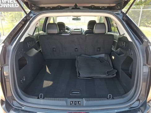 Used 2016 Ford Edge SEL w/ Equipment Group 201A FWD image 28