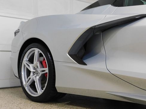 Used 2023 Chevrolet Corvette Stingray Premium Conv w/ 3LT image 13