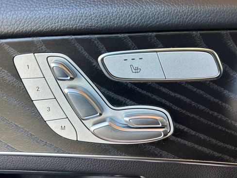 Used 2023 Mercedes-Benz GLC 300 4MATIC Coupe image 15