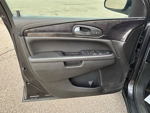 Used 2016 Buick Enclave Leather FWD image 15