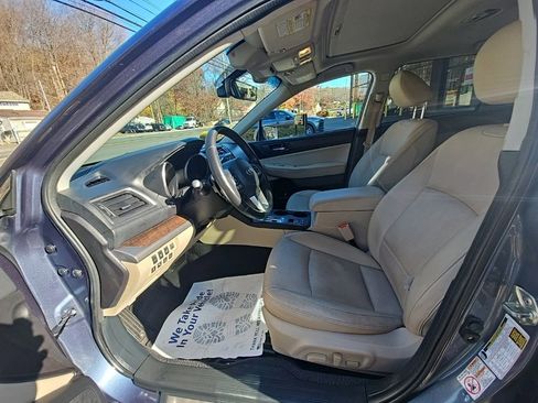 Used 2017 Subaru Outback 3.6R Limited image 13