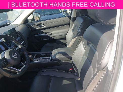 Certified 2024 Nissan Pathfinder SL image 10