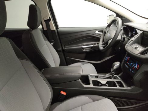 Used 2019 Ford Escape SE AWD/4WD image 21