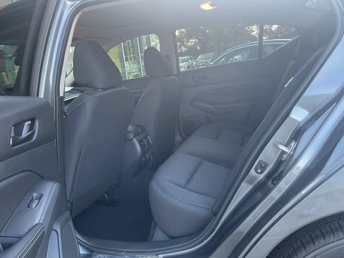 New 2026 Nissan Altima 2.5 SV FWD image 10