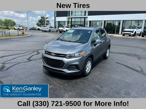 Used 2020 Chevrolet Trax LS w/ Tint and Cruise Package FWD image 2