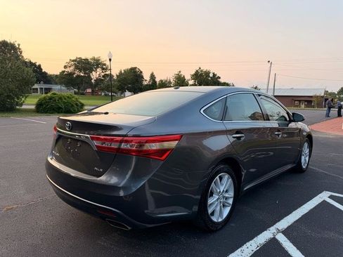 Used 2015 Toyota Avalon XLE FWD image 5