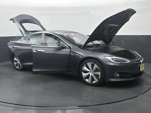 Used 2021 Tesla Model S Long Range AWD/4WD image 34