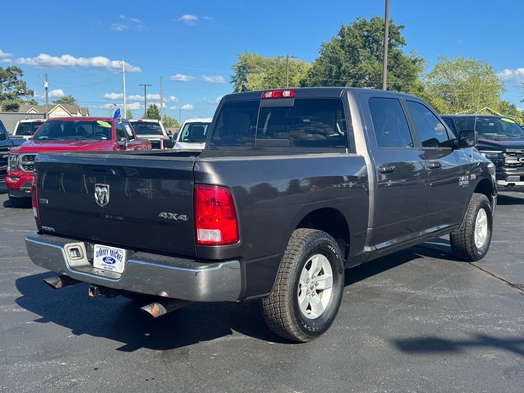 Used 2019 RAM 1500 Classic SLT w/ Luxury Group AWD/4WD image 21