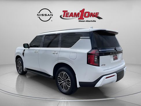 New 2026 Nissan Armada SL w/ Captain's Chari Seat Package image 4