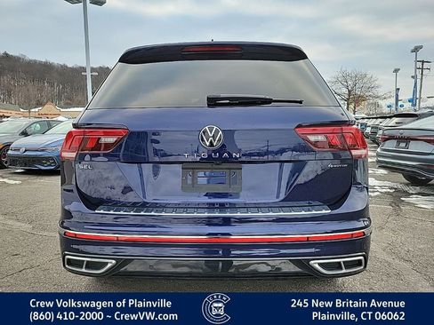 Certified 2022 Volkswagen Tiguan SEL R-Line image 28