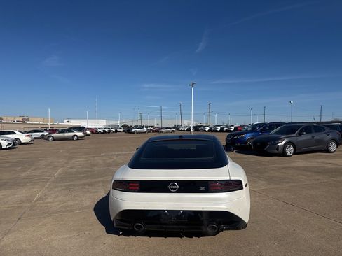 Certified 2025 Nissan Z Sport w/ Floor Mat Package image 21