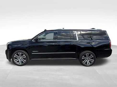 Used 2018 GMC Yukon XL Denali w/ Denali Ultimate Package AWD/4WD image 8