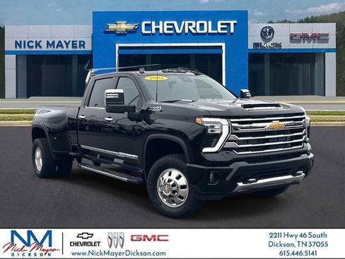 Used 2025 Chevrolet Silverado 3500 High Country w/ Technology Package image 1