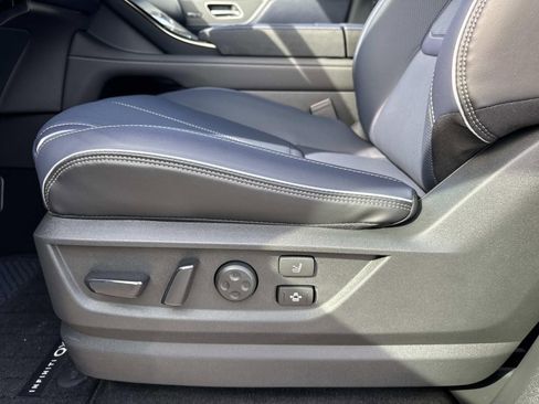 New 2026 INFINITI QX80 4WD w/ Sport Exterior Package image 12