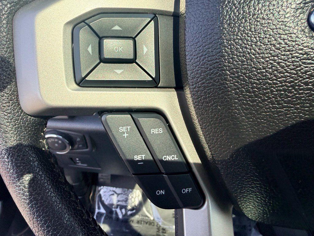 Used 2016 Ford F150 Lariat w/ Equipment Group 502A Luxury AWD/4WD image 25