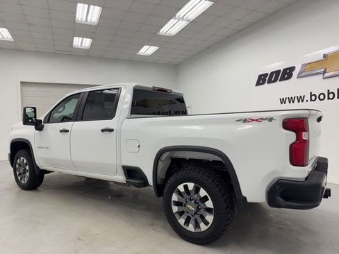 Used 2024 Chevrolet Silverado 2500 Custom w/ Custom Value Package AWD/4WD image 7
