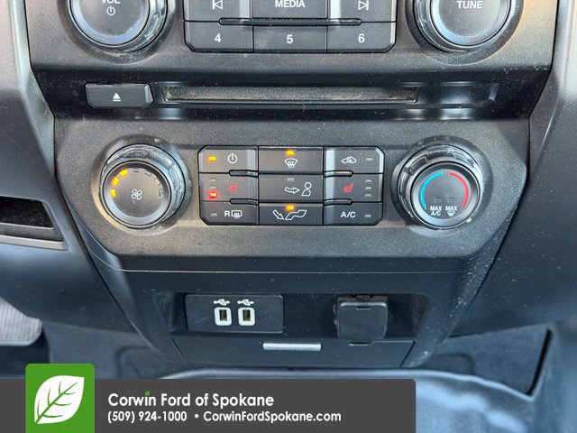 Used 2016 Ford F150 XLT w/ Equipment Group 302A Luxury AWD/4WD image 32
