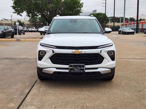 Certified 2025 Chevrolet TrailBlazer LT FWD image 3