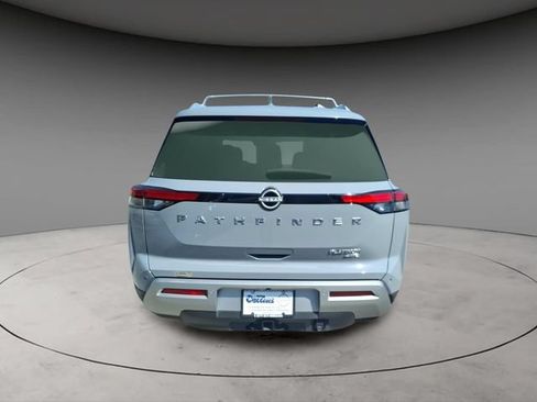 Certified 2025 Nissan Pathfinder Platinum w/ Cargo Package AWD/4WD image 8