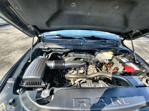 Used 2020 RAM 1500 Laramie AWD/4WD image 17