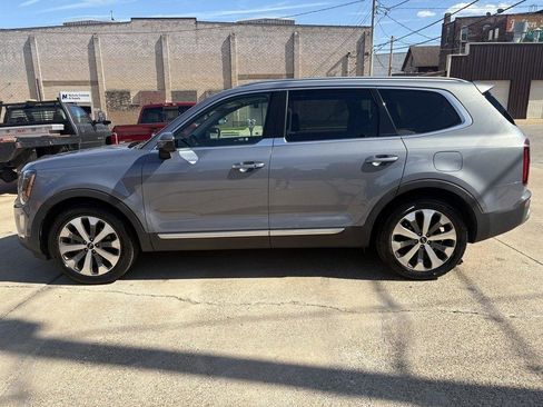 Used 2020 Kia Telluride S AWD/4WD image 4