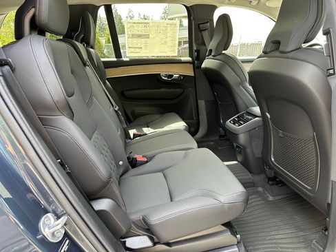 New 2025 Volvo XC90 B5 Core w/ Protection Package Premier image 12