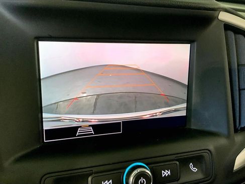 Used 2024 GMC Terrain SLE image 20