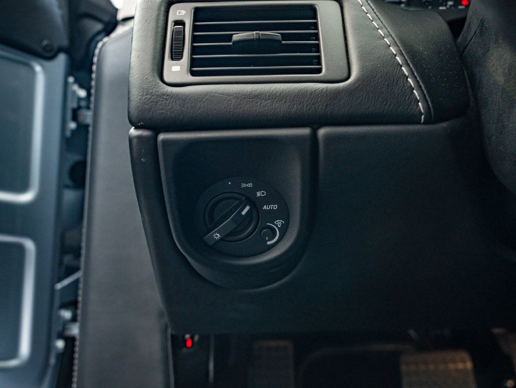 Used 2015 Aston Martin V8 Vantage GT RWD image 23