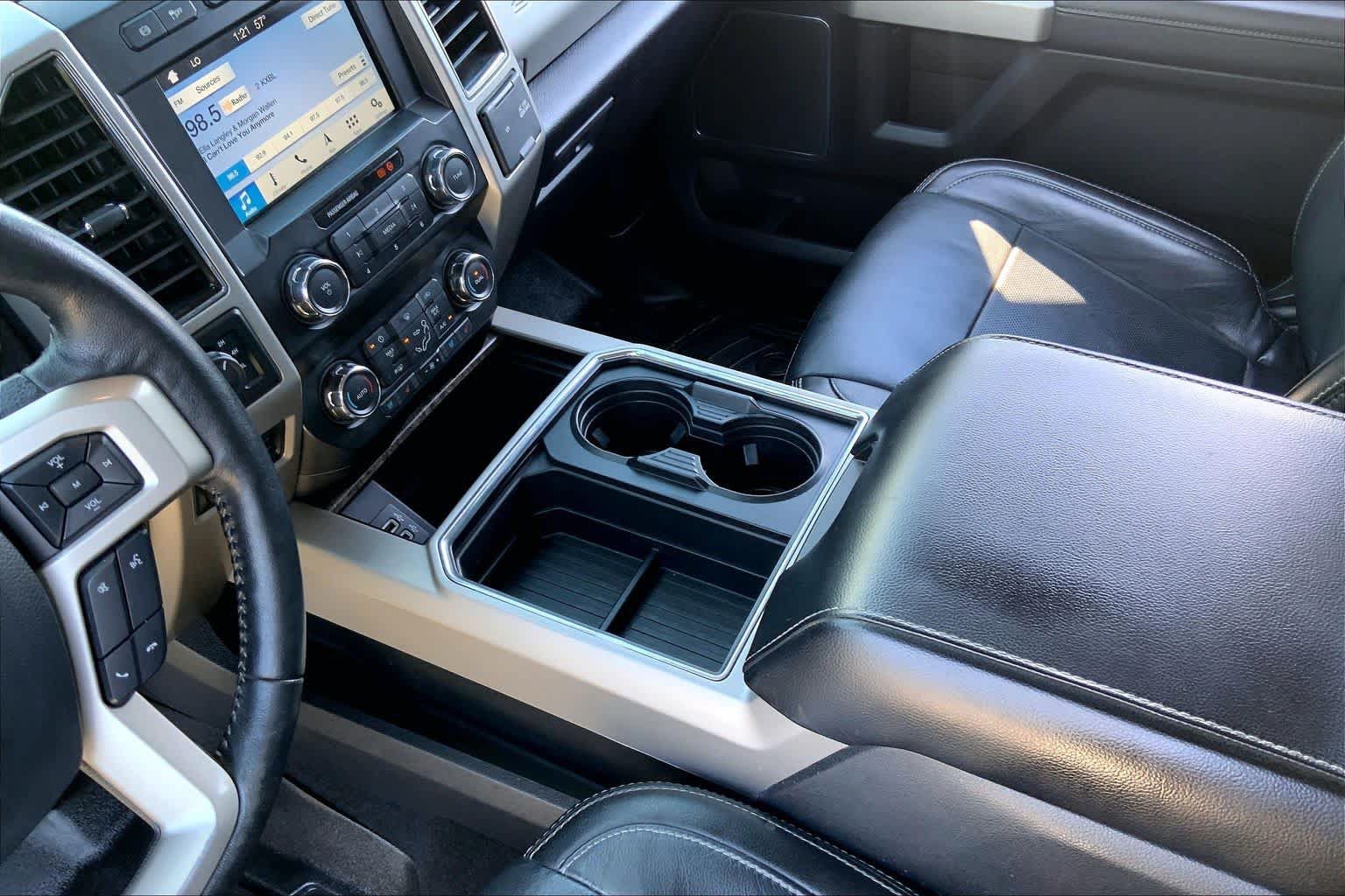 Used 2019 Ford F250 Lariat w/ Lariat Ultimate Package AWD/4WD image 17