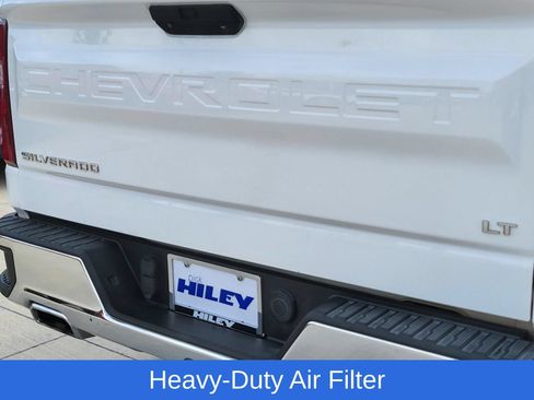 Used 2021 Chevrolet Silverado 1500 LT w/ Z71 Off-Road Package AWD/4WD image 6