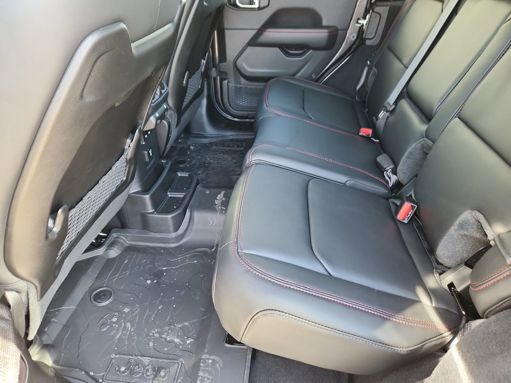 New 2026 Jeep Wrangler Unlimited Rubicon AWD/4WD image 8