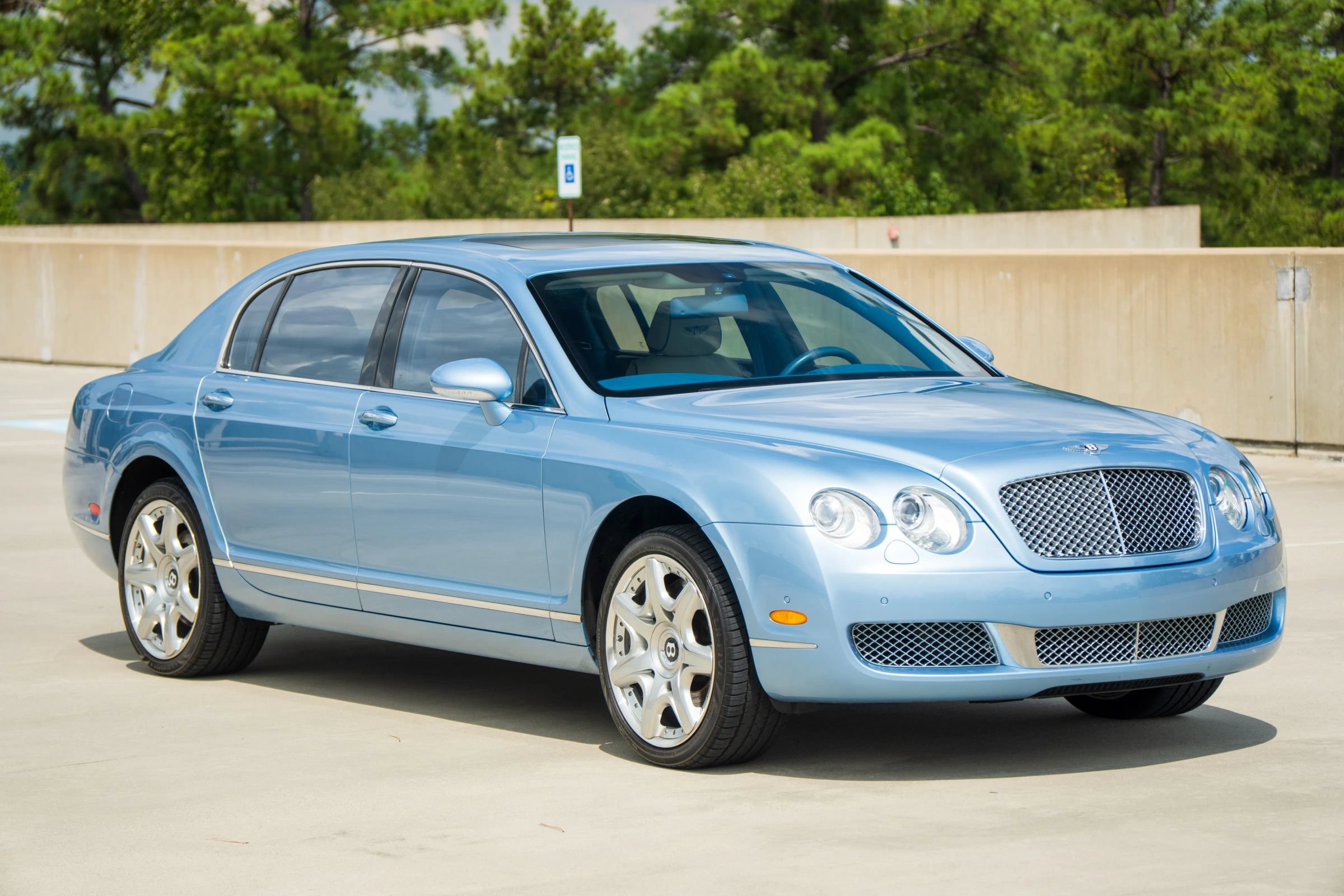 Used 2006 Bentley Flying Spur Flying Spur AWD/4WD image 19
