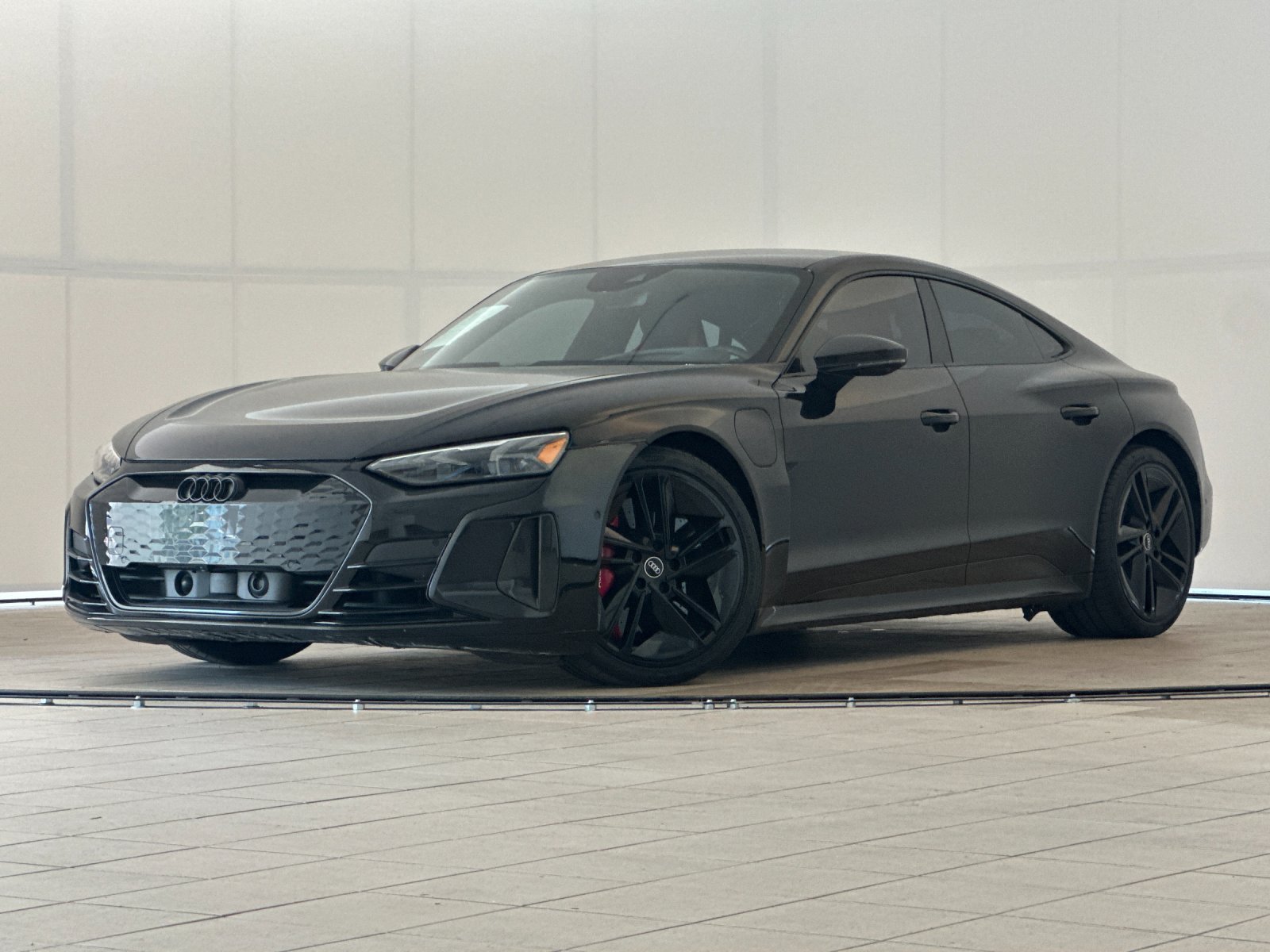 Used 2023 Audi RS e-tron GT AWD/4WD image 2