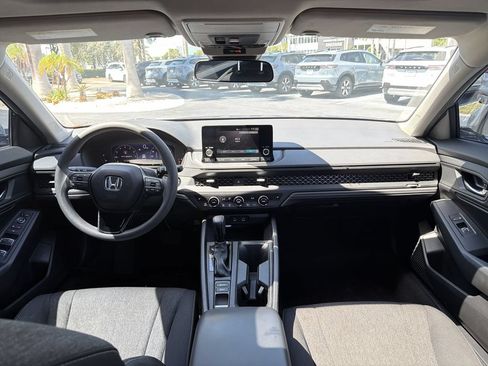 Used 2024 Honda Accord EX image 10