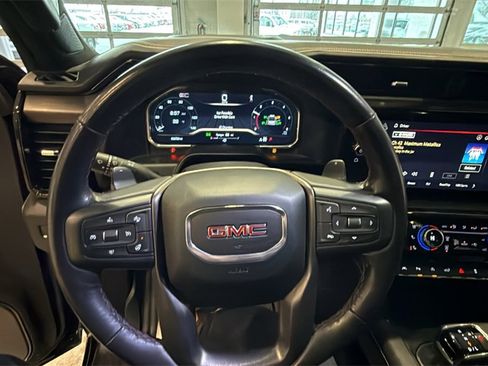 Used 2024 GMC Sierra 1500 AT4X image 31