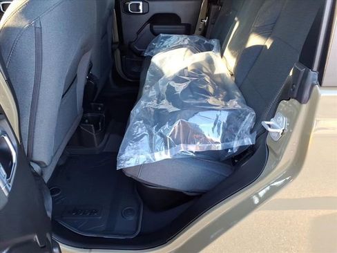 New 2026 Jeep Gladiator Willys image 13