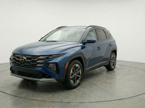 Used 2025 Hyundai Tucson SEL image 3