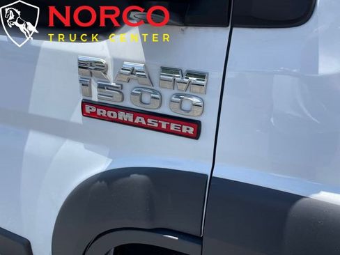 Used 2018 RAM ProMaster 1500 w/ Interior Convenience Group image 5