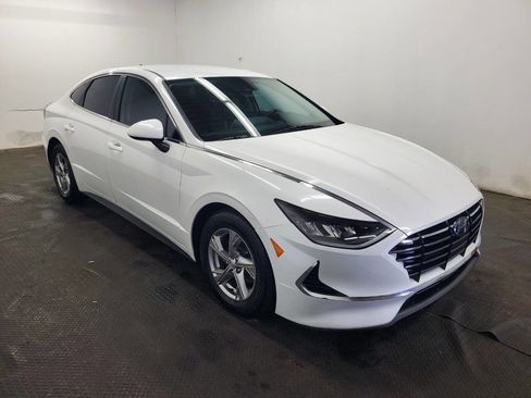 Used 2021 Hyundai Sonata SE image 3
