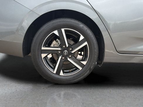 Certified 2024 Nissan Sentra SV FWD image 24