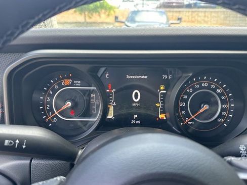 New 2026 Jeep Wrangler Unlimited Rubicon AWD/4WD image 25
