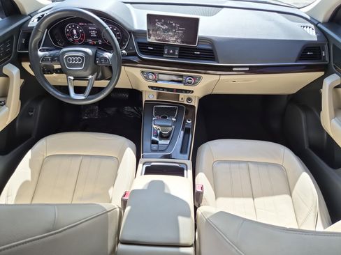 Used 2018 Audi Q5 2.0T Premium Plus w/ Premium Plus Package image 11