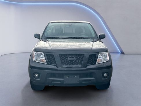 Used 2021 Nissan Frontier SV image 8