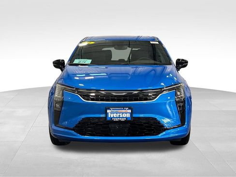 New 2027 Chrysler Pacifica Select AWD/4WD image 2