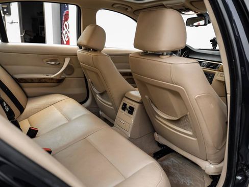 Used 2007 BMW 335xi Sedan AWD/4WD image 29