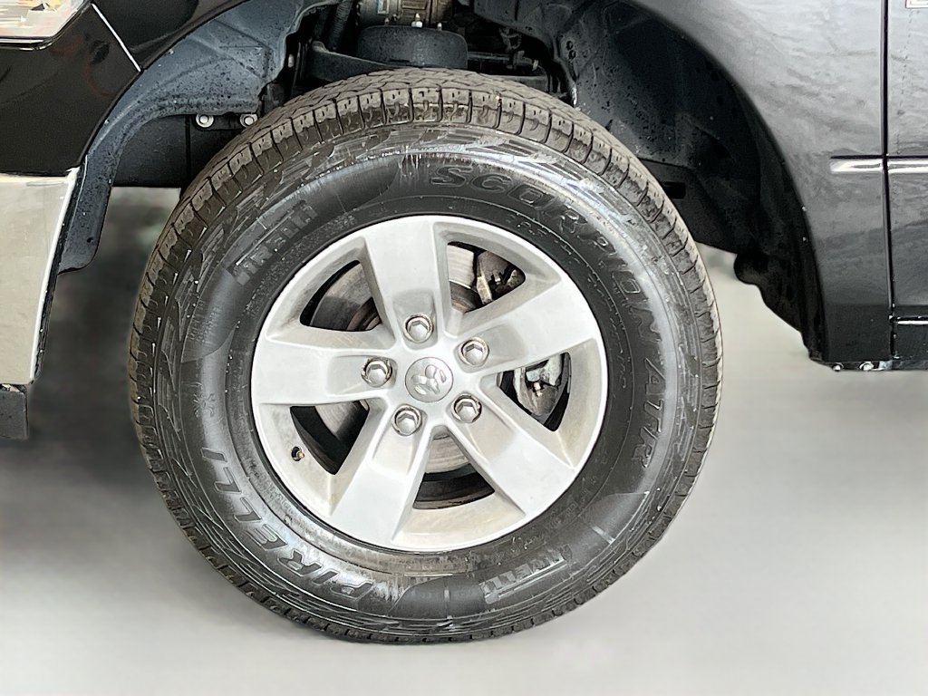 Used 2020 RAM 1500 Tradesman w/ Chrome Plus Package AWD/4WD image 28
