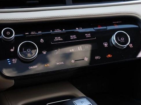 Used 2023 INFINITI QX60 Luxe w/ Cargo Package AWD/4WD image 19